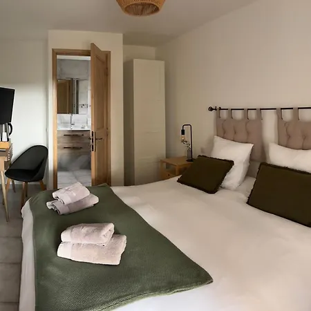 L'auberge De Montsalier